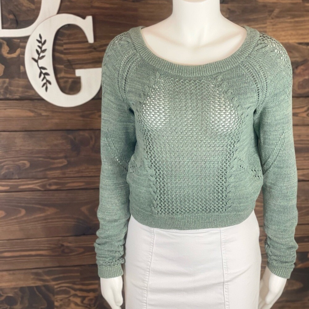 Lululemon | Be Present Open Knit Long Sleeve Cropped Sweater Olive Green Cable